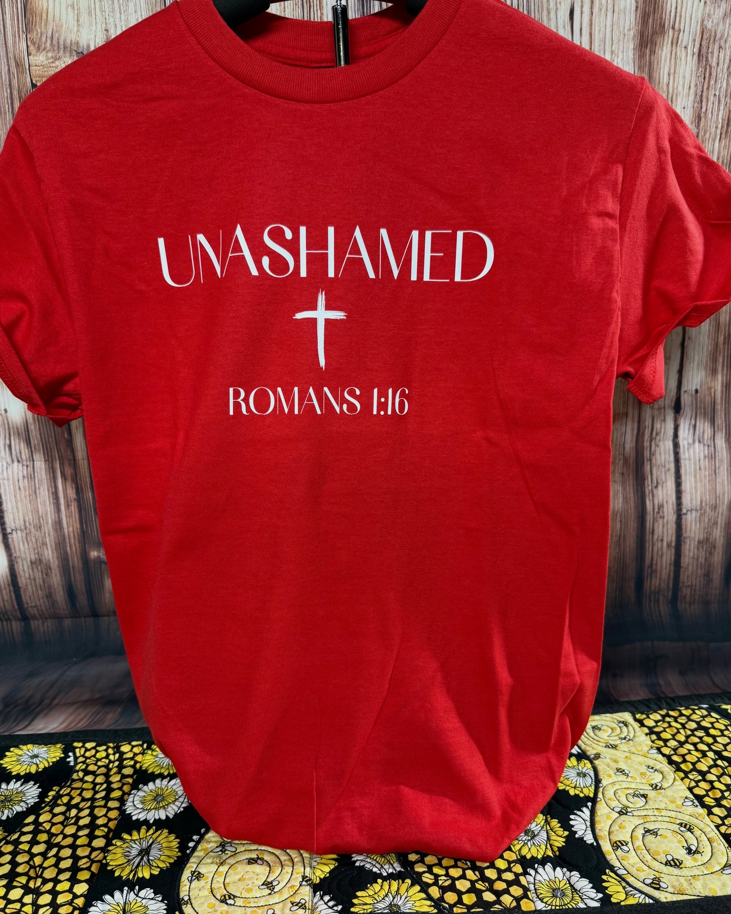 UNASHAMED Romans 1:16  Short Sleeve T-shirt